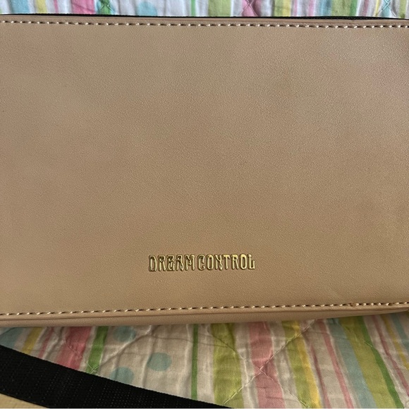 Dream Control Rectangle Shape Crossbody Purse - Picture 2 of 4